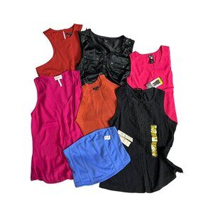 Women’s medium. Tank top bundle